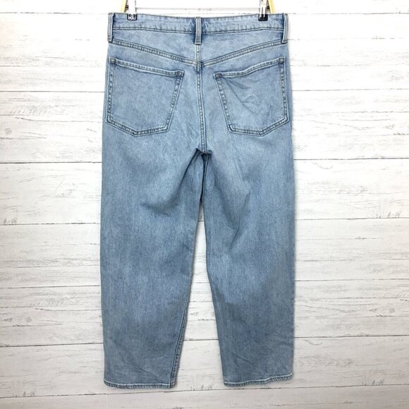 Old Navy Women's Jeans O.G. Loose Fit Straight Leg High Rise Light Wash size 12 - Picture 2 of 8